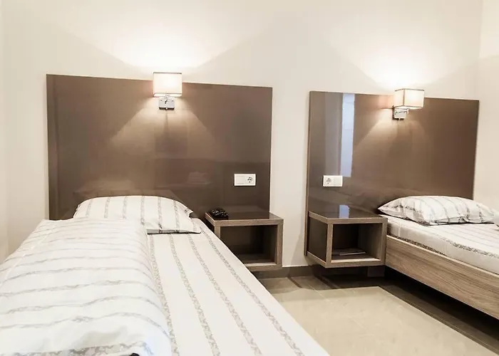 Rodjo Ξενοδοχείο Teslić